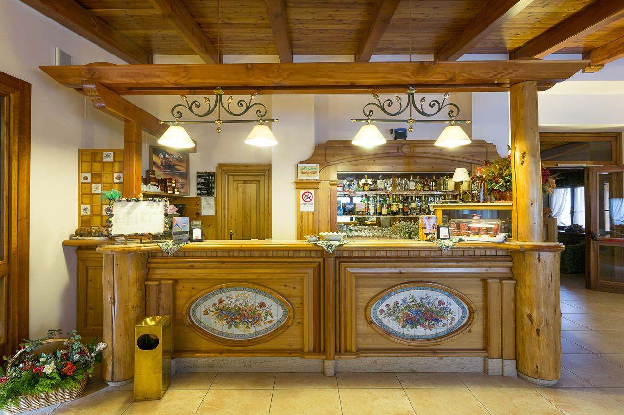 Hotel Trieste 罗卡拉索 外观 照片
